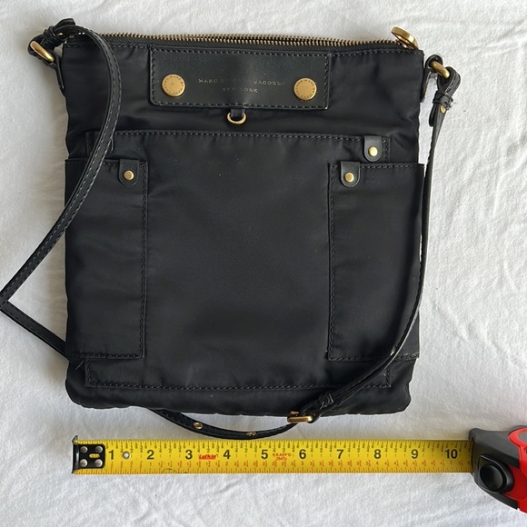 Marc by Marc Jacobs black nylon crossbody bag with gold toned hardware - Picture 7 of 8